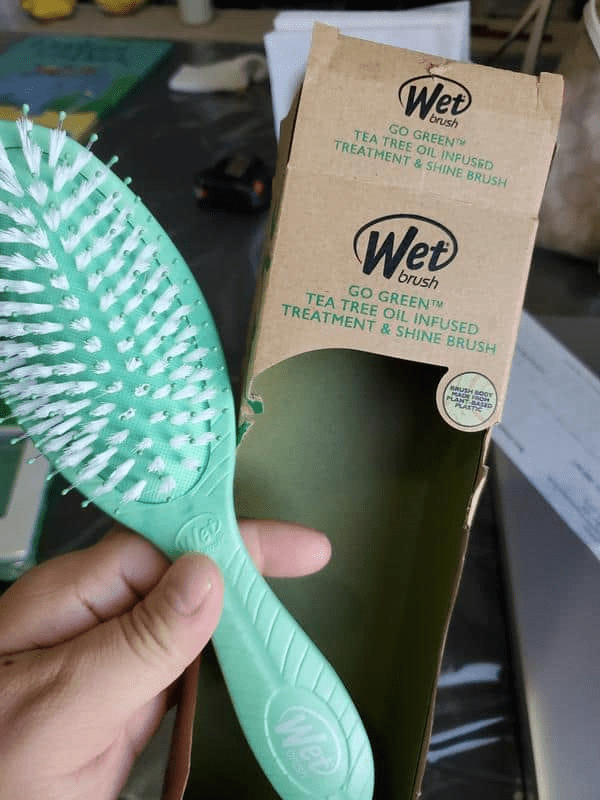 Wet Brush Go Green Watermelon Oil Infused Detangling Hair Brush