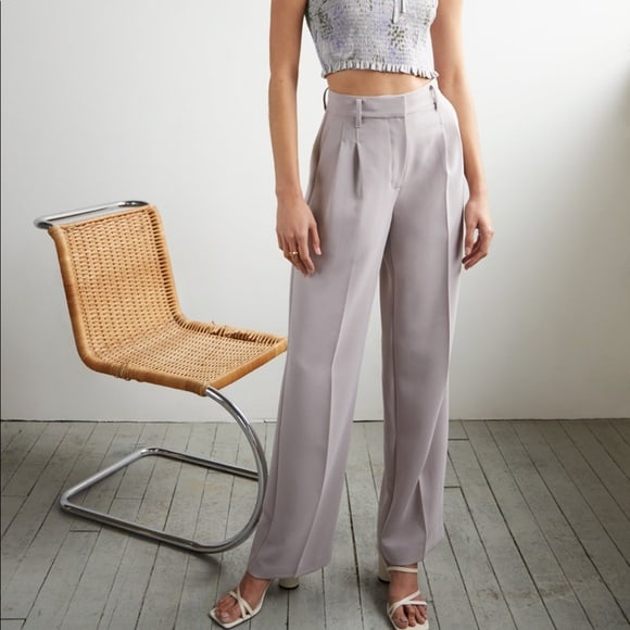 Aritzia Effortless Pant